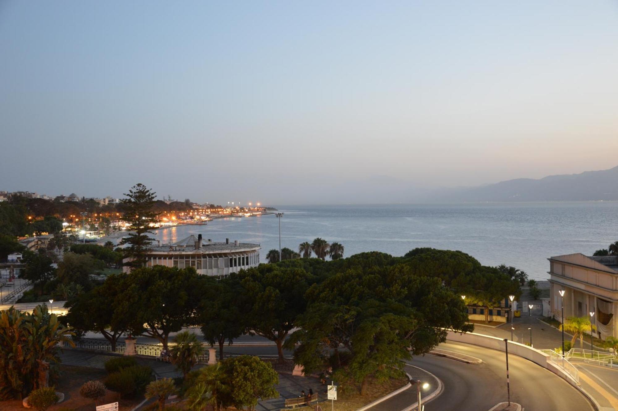 Via Roma Daire Reggio di Calabria Dış mekan fotoğraf